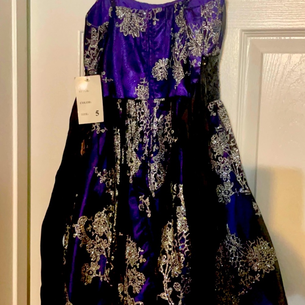 Brand new elegant royal purple size 5 homecoming, pageant dress with designs